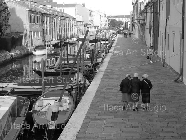 Venetian ladies